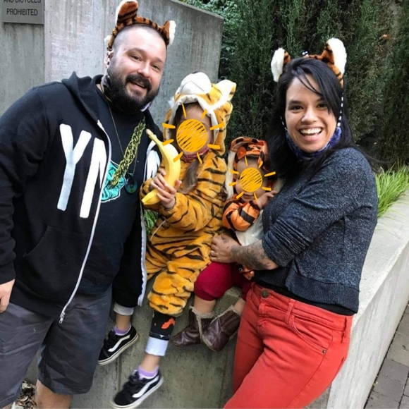 Meet your Posher, Meesh - Picture 2 of 2